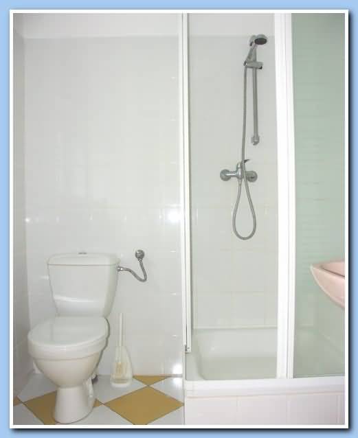 Apartament 4-6-os. Łazienka