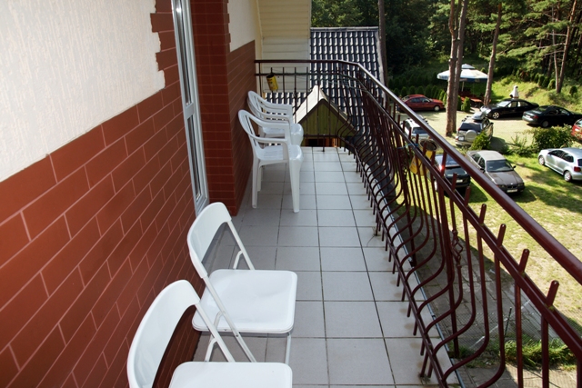 Pokoje 2-3-os. Balkon ogólnodostępny